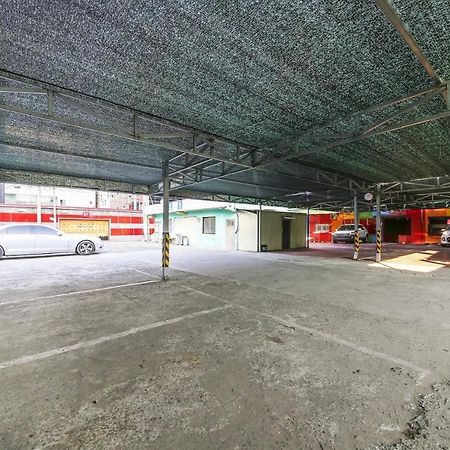 9 To 9 Motel Gimhae Exterior foto